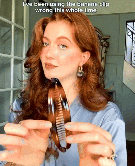 Twist Banana Shape Ponytail Hair Claw Clip