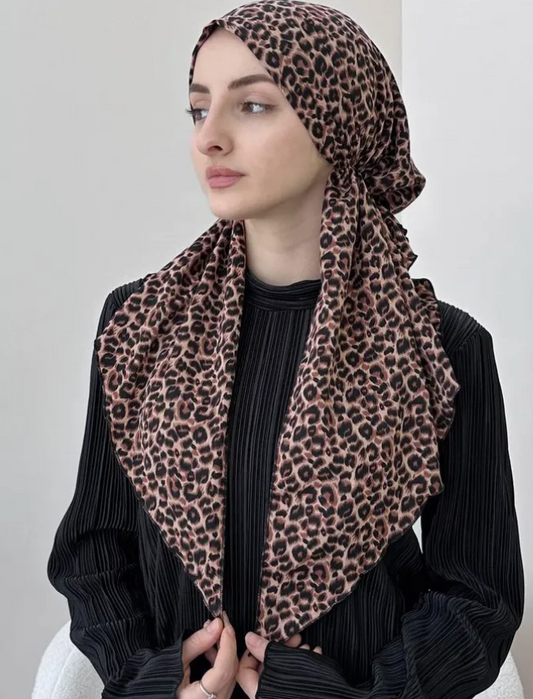 Non-Slip Headscarf With An Elastic Band