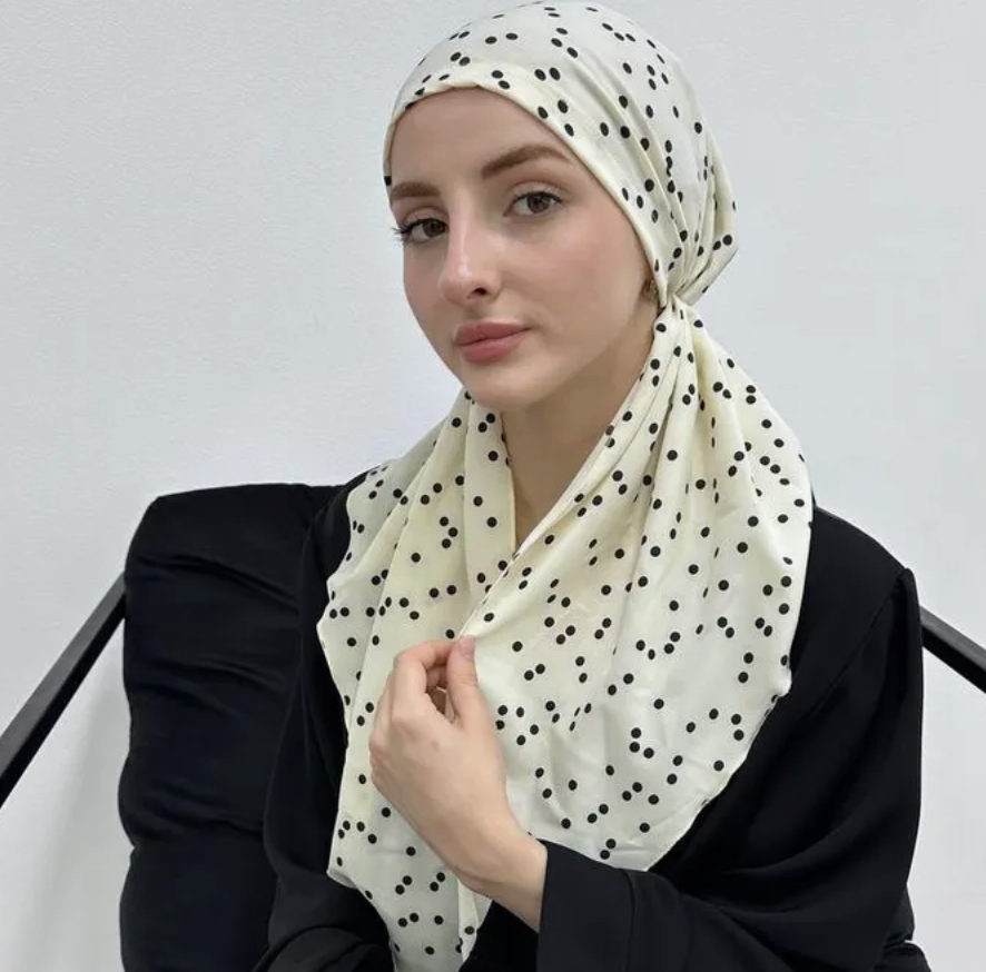 Non-Slip Headscarf With An Elastic Band