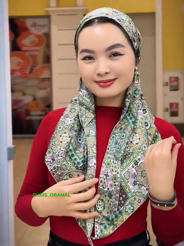 Non-Slip Headscarf With An Elastic Band