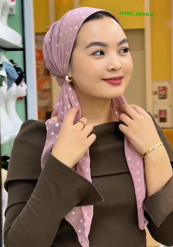 Non-Slip Headscarf With An Elastic Band