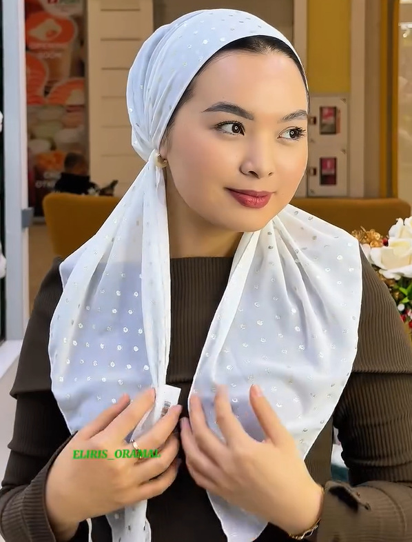 Non-Slip Headscarf With An Elastic Band