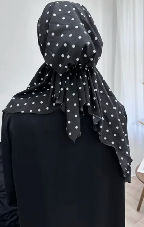 Dotted Pre-Tied Scarf With Elastic