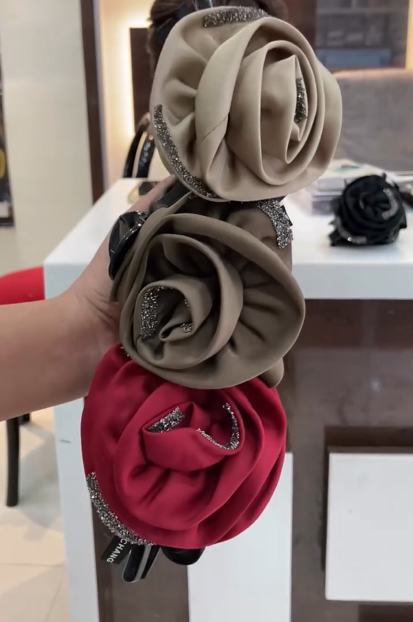 Elegant Black Rose Flower Claw Clip