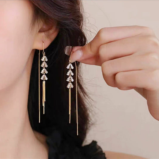Elegant Dangle Sparkling Tassel Earrings