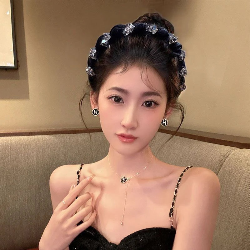 Luxury Crystal Black Hair Ring