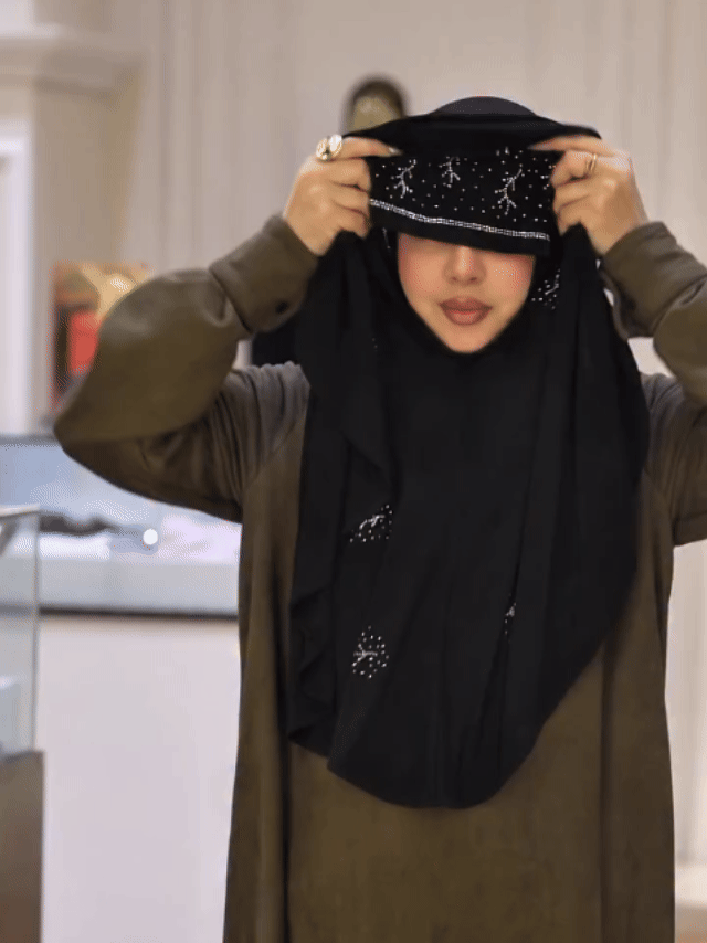 Luxe Shine Rhinestone Headscarf
