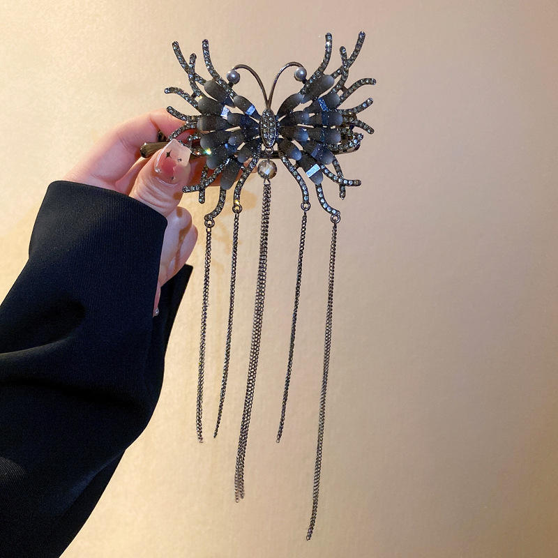 Twist Butterfly Shimmering Tassels Hair Clip