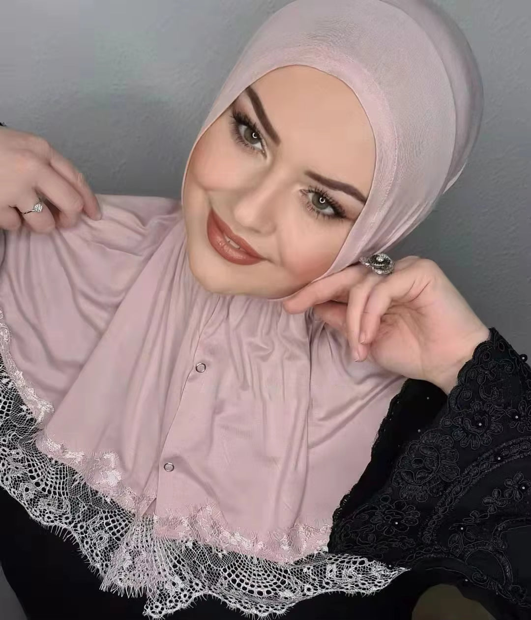Luxe Lace Woman Abayas Hijab