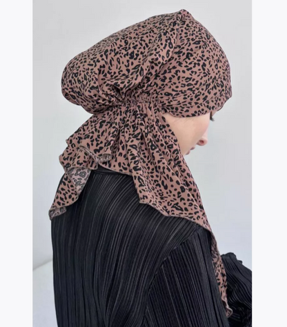 Non-Slipping Headscarf With An Elastic Band