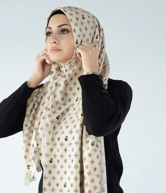 Patterned Pleated Shawl