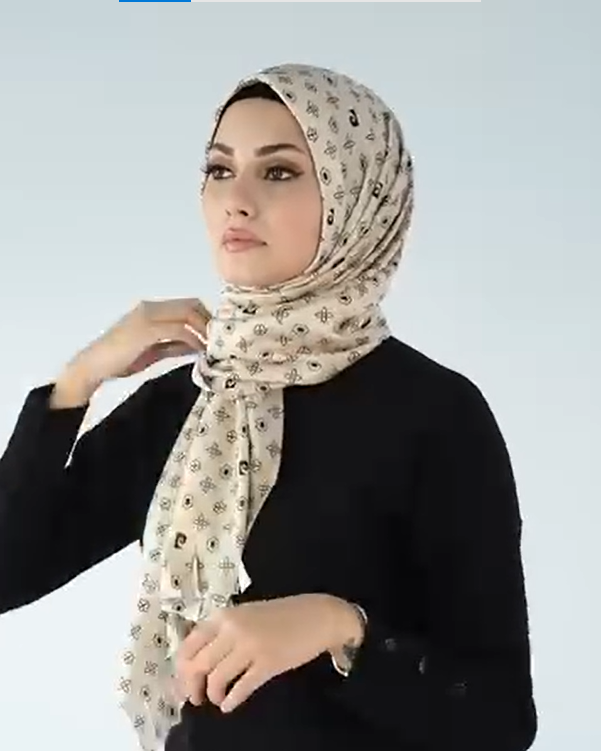 Patterned Pleated Shawl