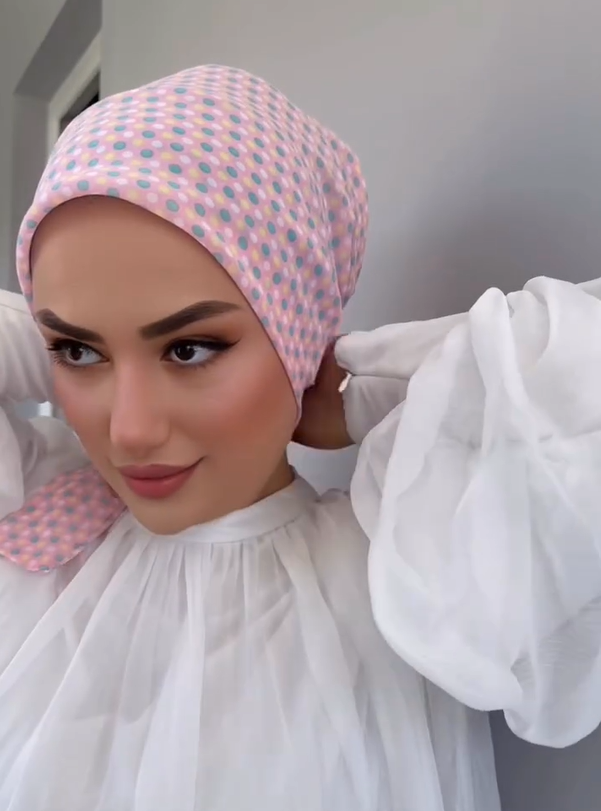 Grace Wrapped Scarf in Flexible Beauty