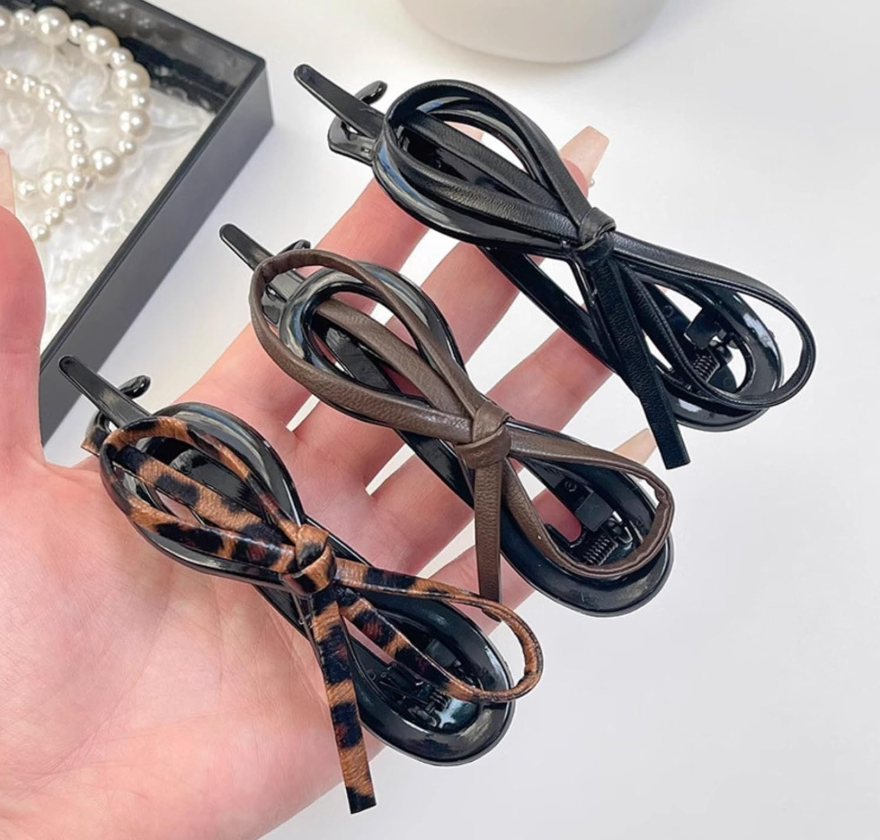 Twist Bow Hair Clip
