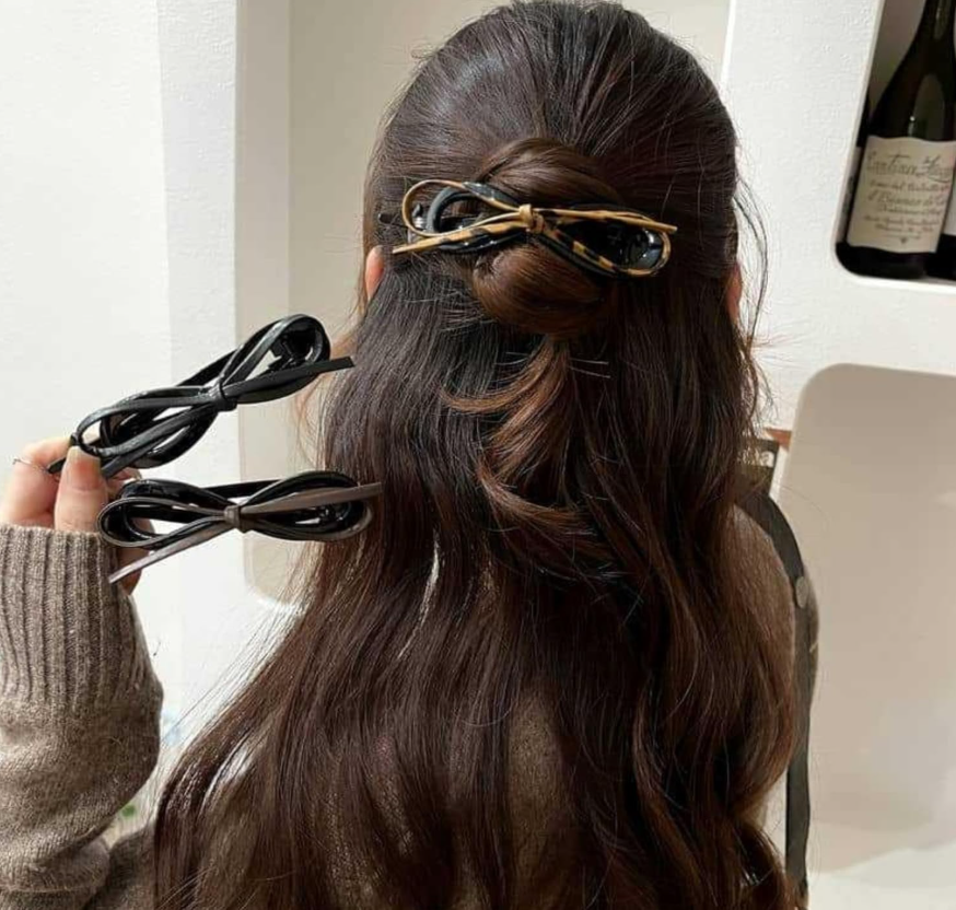 Twist Bow Hair Clip