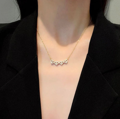 Magnetic Four Leaf Clover Heart Necklace